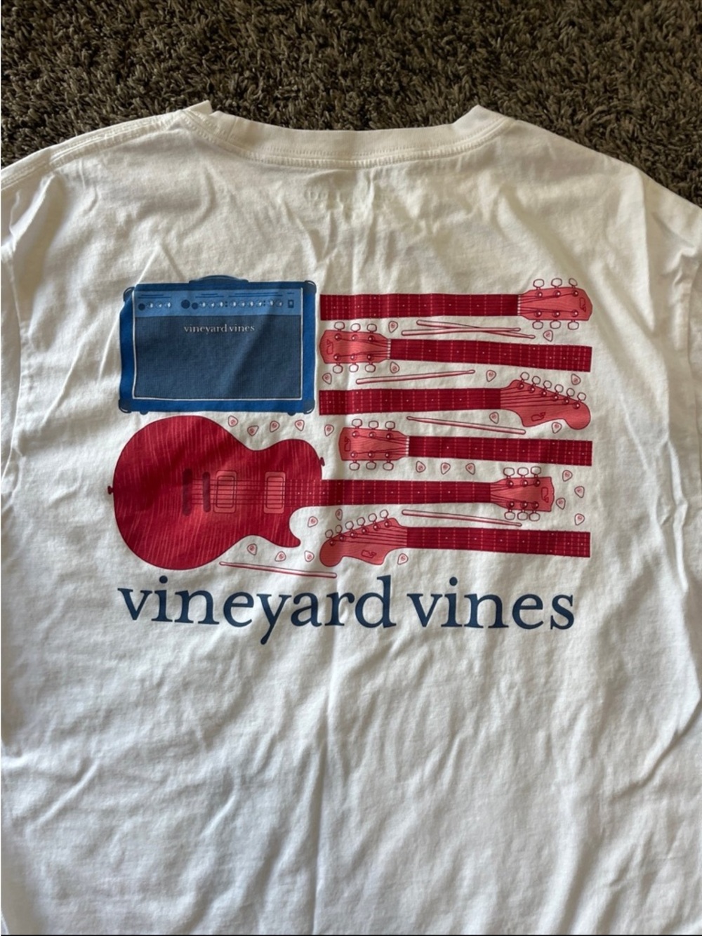 Vineyard Vines Patriotic Guitar Tee Shirt Red White Blue Men’s Medium - Picture 7 of 7